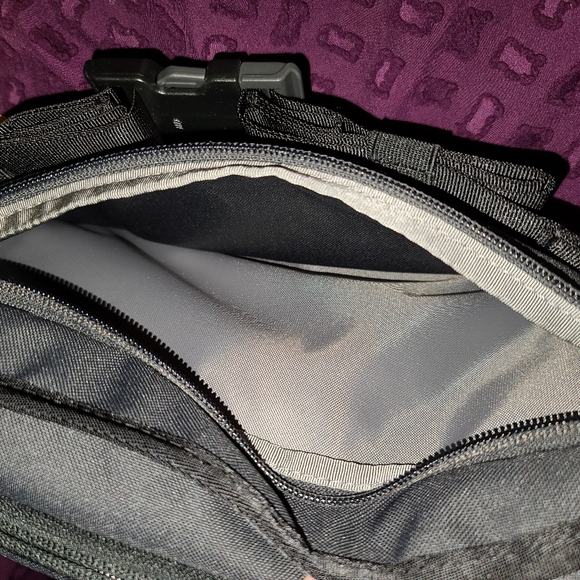 The North Face Hip Bag - Picture 14 of 16